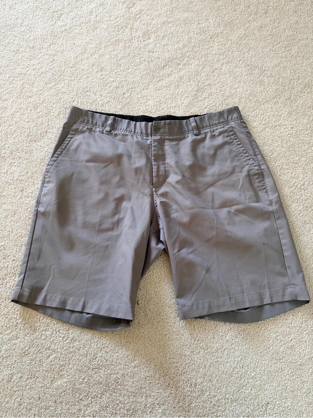 Nike Men's Gray Flat-Front Performance Shorts